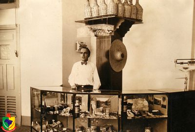 Loja no Balneário Osvaldo Cruz, anos 40
